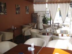 LOUNGE GARDEN BISTRO CAFE Bucuresti 2.jpg